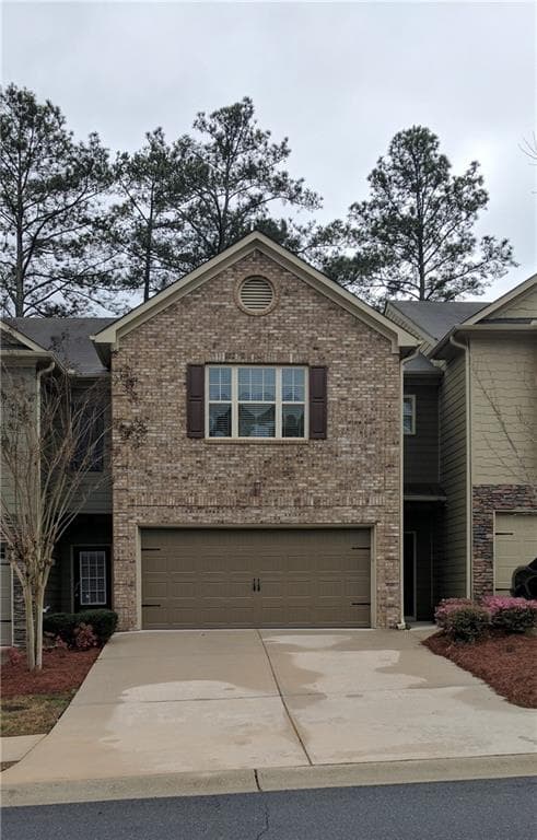 3 bedroom, 1,748 sq ft townhouse sold at 173 Sunset Lane, Woodstock, GA 30189
