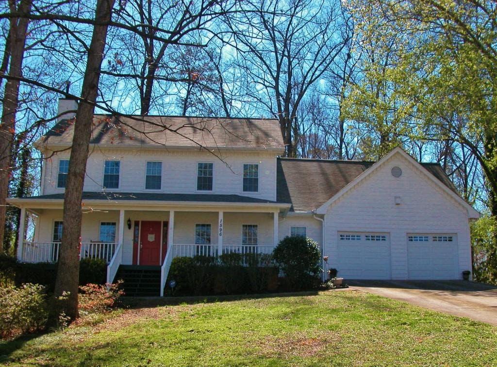 1596 Isham Drive, Lawrenceville, GA 30046 — most recent listing photo