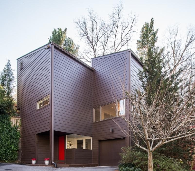 3 bedroom, 2,019 sq ft single family residence sold at 1991 Howard Circle, Atlanta, GA 30307