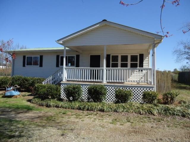 5935 JOT EM DOWN Road, Cumming, GA 30041 — most recent listing photo