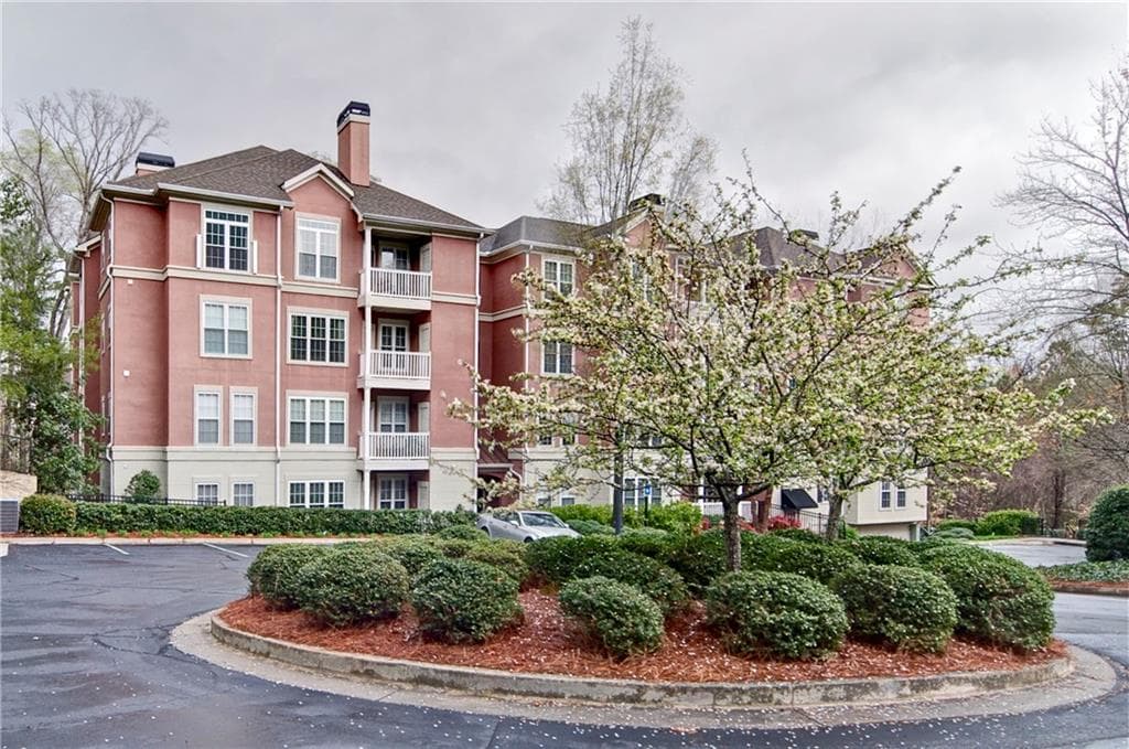 313 Ashford Circle, Dunwoody, GA 30338 — most recent listing photo