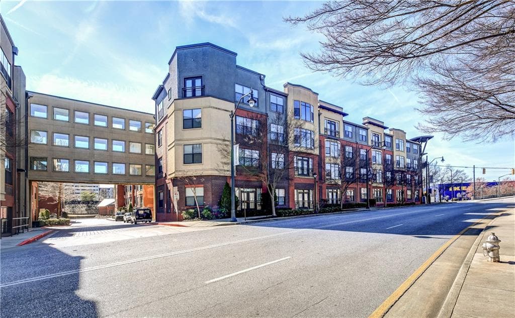2 bedroom, 1,080 sq ft condominium sold at 400 17th Street 2312, Atlanta, GA 30363