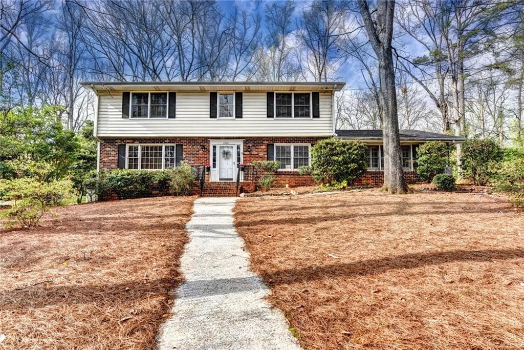 2324 Brookhurst Drive, Dunwoody, GA 30338 — most recent listing photo