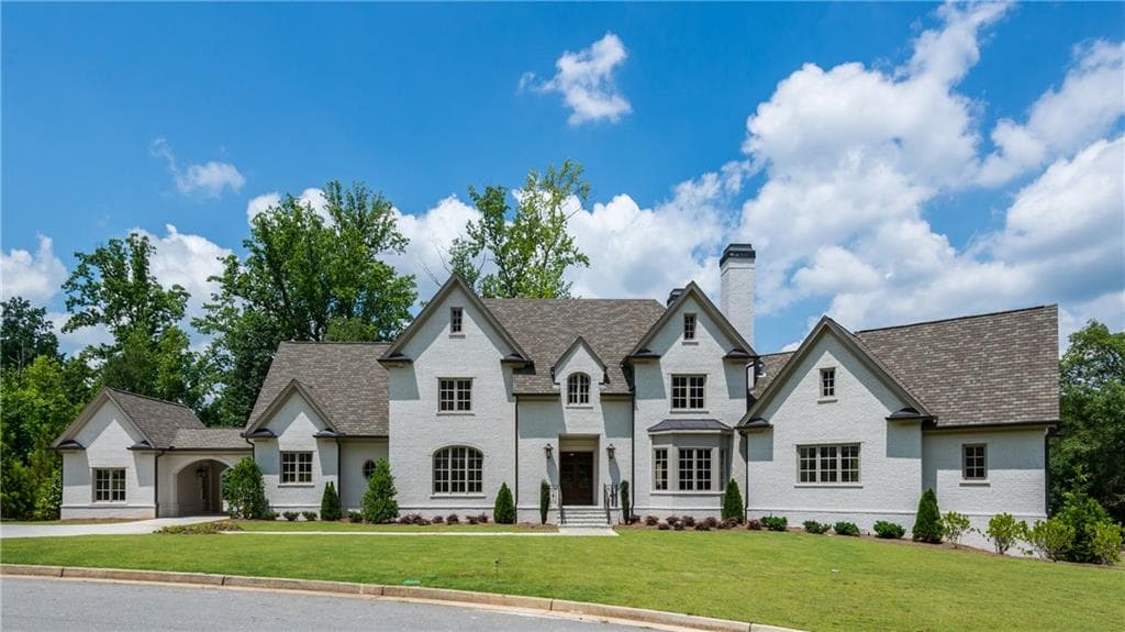 6 bedroom single family residence sold at 5340 Old Burdette Lane, Atlanta, GA 30327
