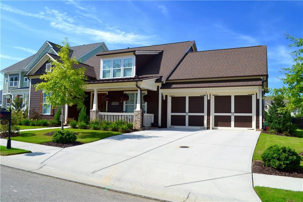 6411 Sycamore Drive, Hoschton, GA 30548 — most recent listing photo
