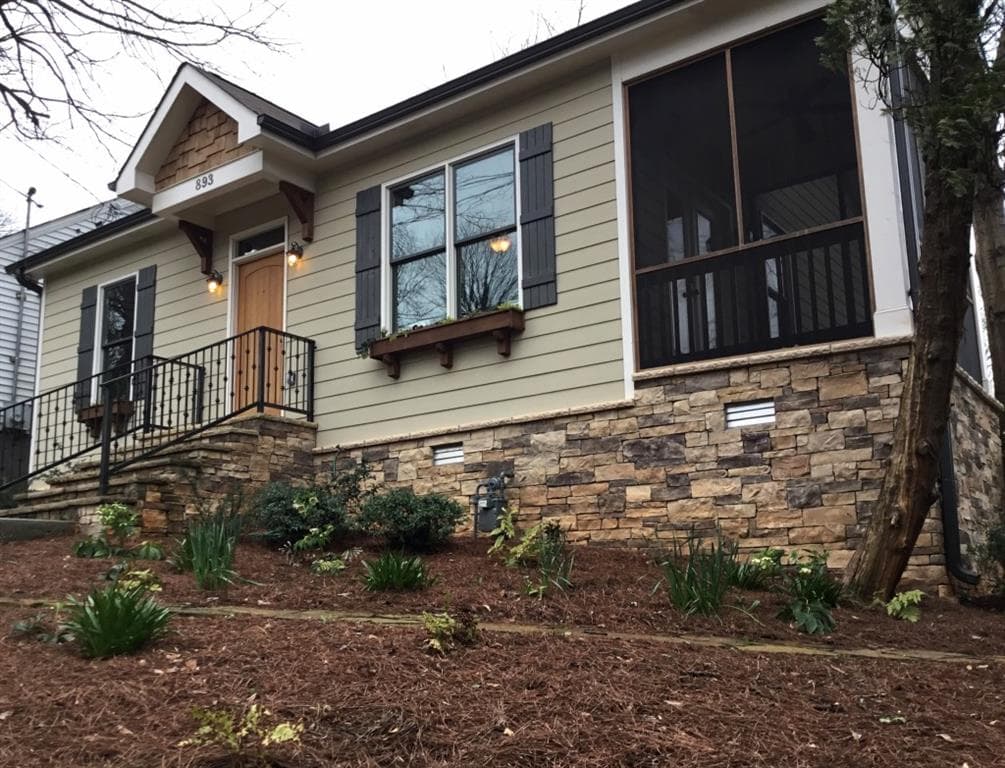 2 bedroom, 1,293 sq ft single family residence sold at 893 Emerson Avenue, Atlanta, GA 30316