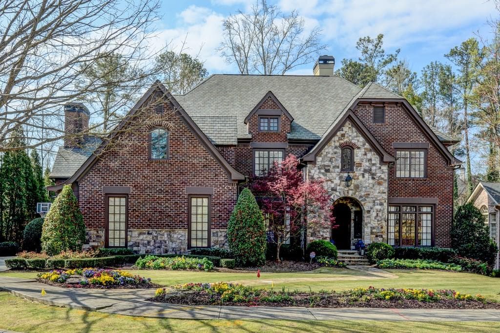 585 Trimble Lake Court, Sandy Springs, GA 30342 — most recent listing photo