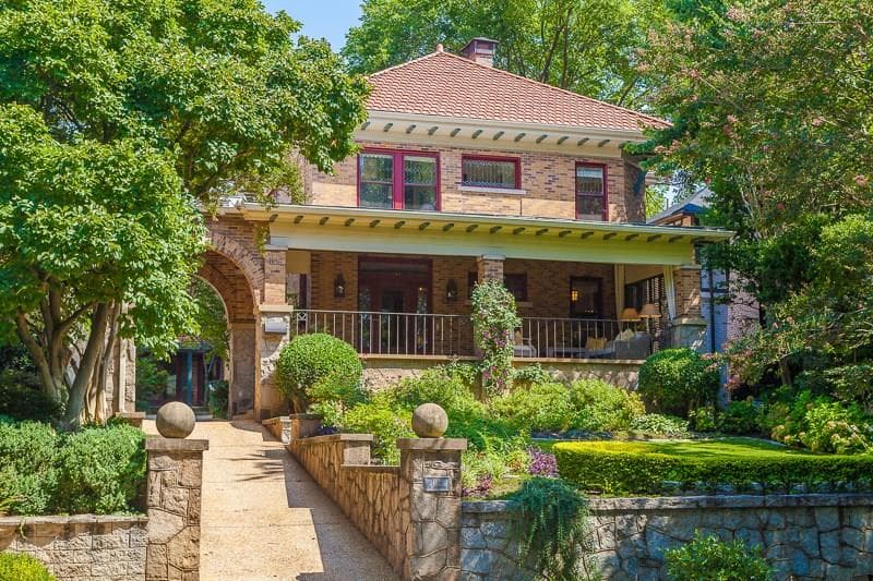 5 bedroom, 4,171 sq ft single family residence sold at 1156 Saint Augustine Place, Atlanta, GA 30306