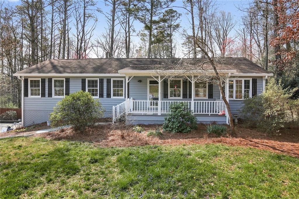 4 bedroom, 2,964 sq ft single family residence sold at 103 Chickasaw Run, Woodstock, GA 30188