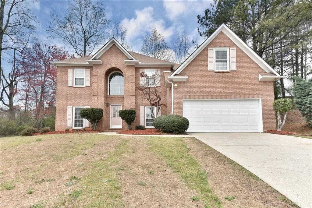 4 bedroom, 2,303 sq ft single family residence sold at 250 Pinion Lane, Alpharetta, GA 30005