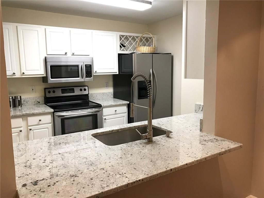 2 bedroom, 981 sq ft condominium sold at 3655 HABERSHAM Road 326A, Atlanta, GA 30305