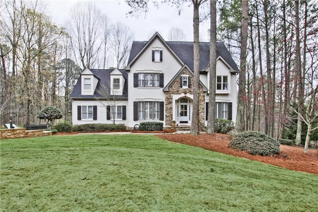 4 bedroom, 3,909 sq ft single family residence sold at 415 Powers Court Avenue, Alpharetta, GA 30004