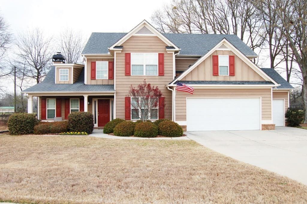 332 Oakland Bay Court, Loganville, GA 30052 — most recent listing photo