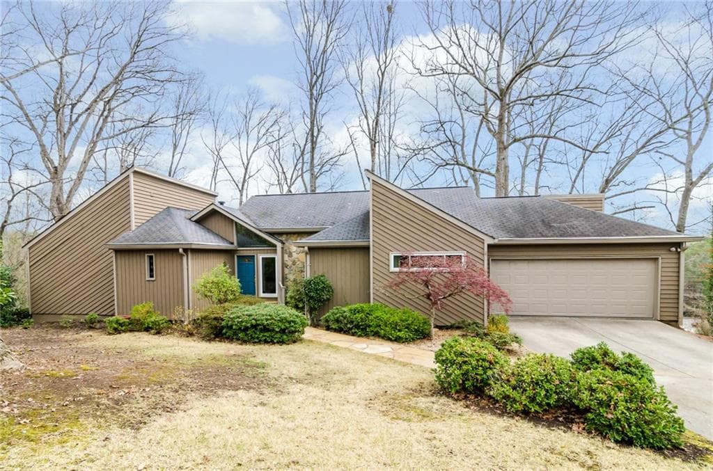 5099 Norseman Circle, Marietta, GA 30068 — most recent listing photo