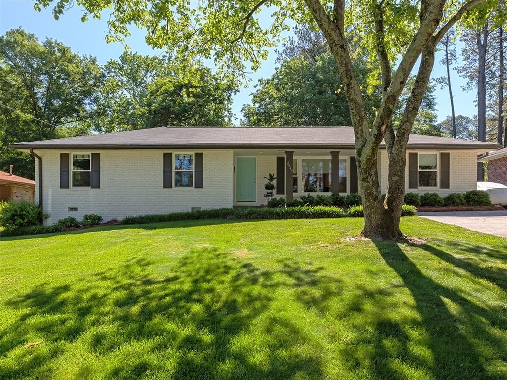 4 bedroom, 1,707 sq ft single family residence sold at 2849 Arrow Creek Drive, Atlanta, GA 30341