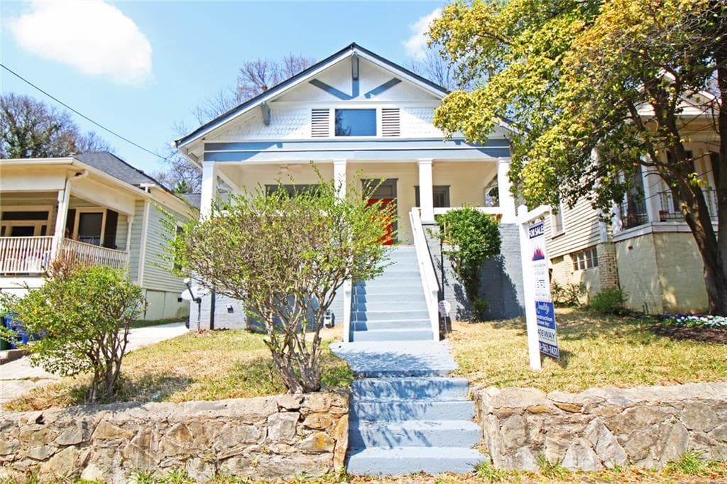 3 bedroom single family residence sold at 1111 Oglethorpe Avenue, Atlanta, GA 30310