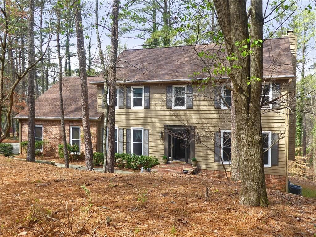 5 bedroom, 2,944 sq ft single family residence sold at 10415 Timberstone Road, Alpharetta, GA 30022