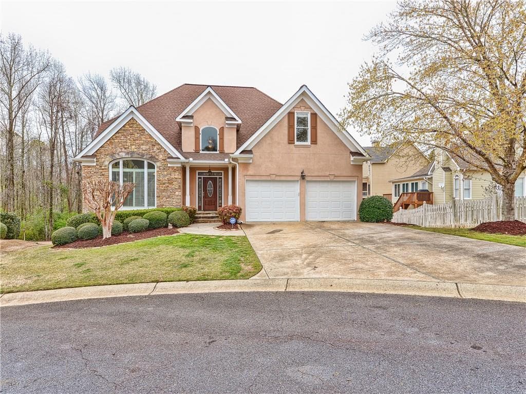 5 bedroom, 4,642 sq ft single family residence sold at 4255 Abercrombie Place, Marietta, GA 30062