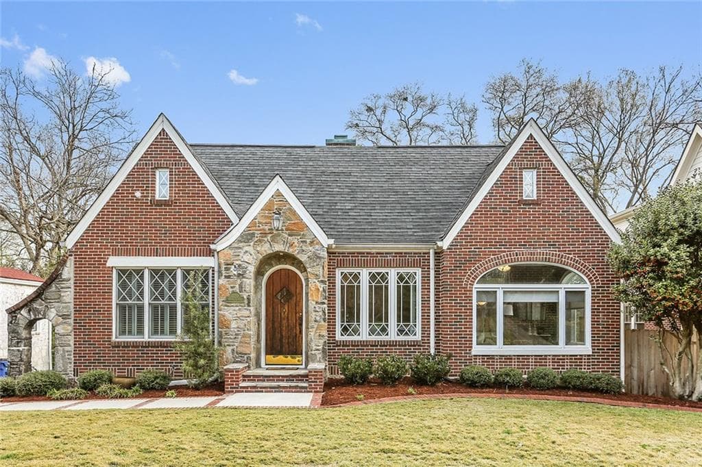 5 bedroom single family residence sold at 1120 Reeder Circle, Atlanta, GA 30306
