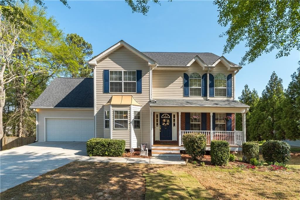 4 bedroom, 2,975 sq ft single family residence sold at 972 Marta Crane Drive, Lawrenceville, GA 30045