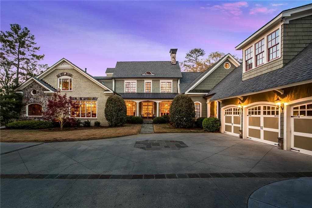 365 Londonberry Road, Sandy Springs, GA 30327 — most recent listing photo