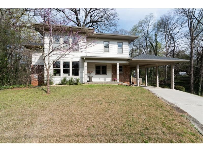 3 bedroom, 1,902 sq ft single family residence sold at 2240 Cavanaugh Avenue, Atlanta, GA 30316