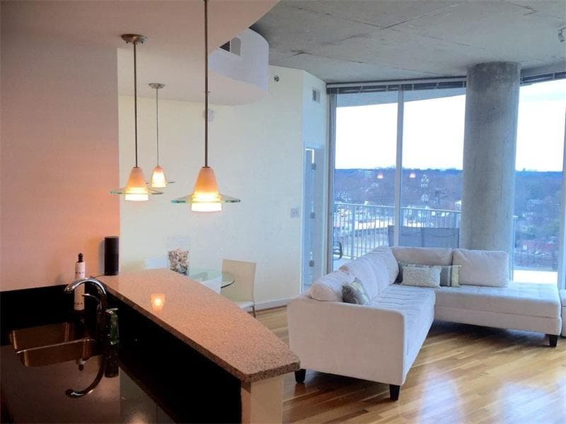 2 bedroom, 1,045 sq ft condominium sold at 361 17th Street 1622, Atlanta, GA 30363