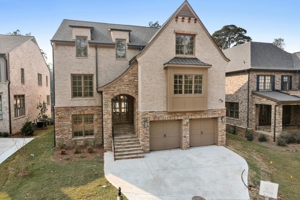 3828 Chamblee Dunwoody Road, Brookhaven, GA 30341 — most recent listing photo