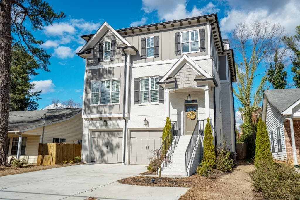 1298 Windsor Parkway, Atlanta, GA 30319 — most recent listing photo