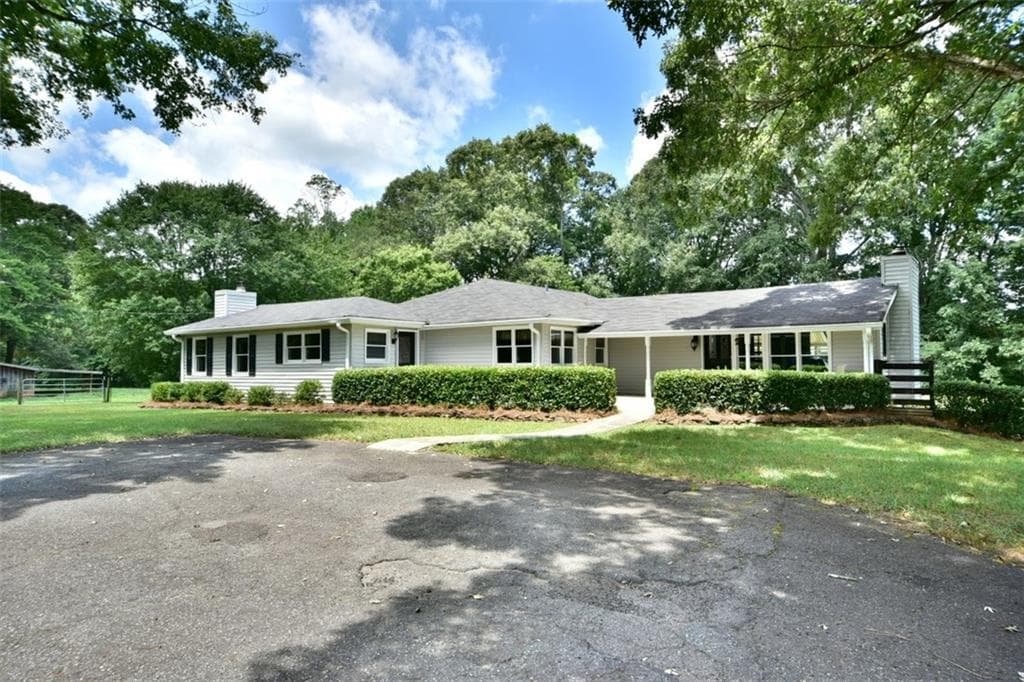 3835 Starrbrook Crossing, Cumming, GA 30028 — most recent listing photo