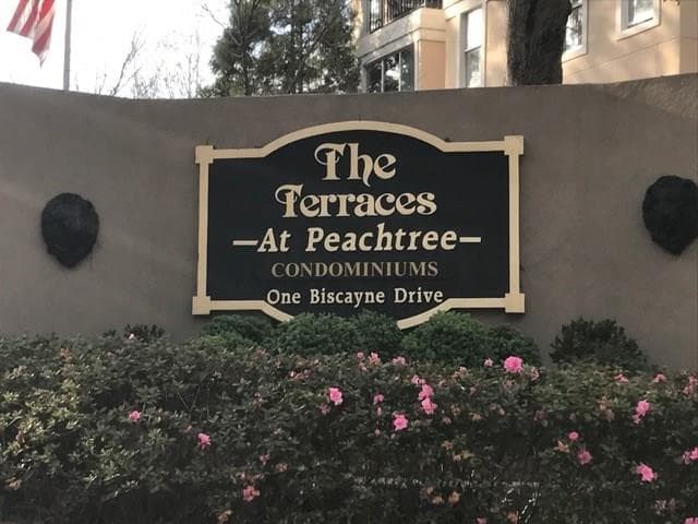 2 bedroom, 1,200 sq ft condominium sold at 1 BISCAYNE Drive 112, Atlanta, GA 30309