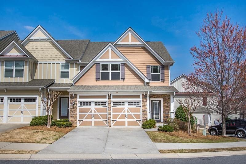 3 bedroom, 1,892 sq ft townhouse sold at 316 Oakview Way, Canton, GA 30114