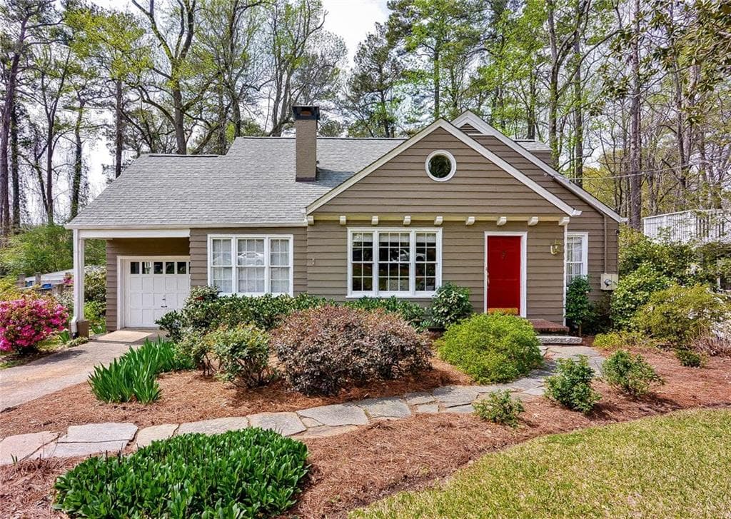 5 bedroom, 2,149 sq ft single family residence sold at 468 Princeton Way, Atlanta, GA 30307