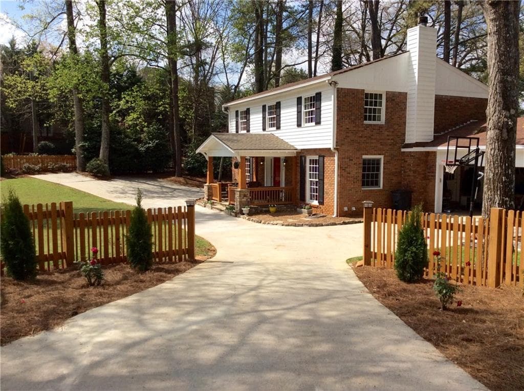 6400 Wright Road, Sandy Springs, GA 30328 — most recent listing photo