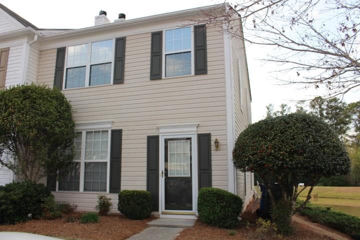 3 bedroom, 1,386 sq ft townhouse sold at 1741 Stanwood Drive, Kennesaw, GA 30152