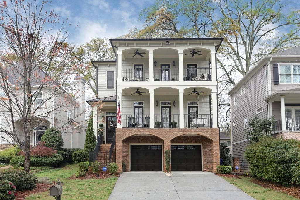 5 bedroom, 4,053 sq ft single family residence sold at 2616 Caldwell Road, Atlanta, GA 30319