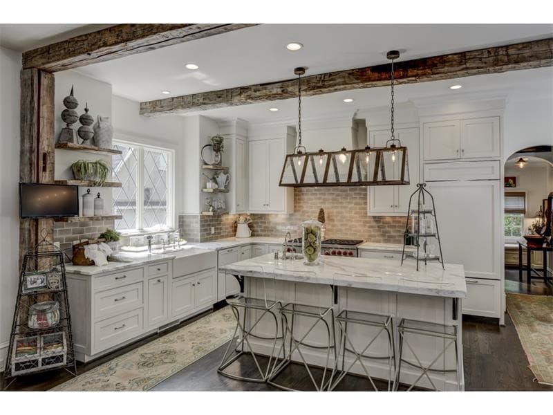 5 bedroom, 5,557 sq ft single family residence sold at 4411 Davidson Avenue, Atlanta, GA 30319
