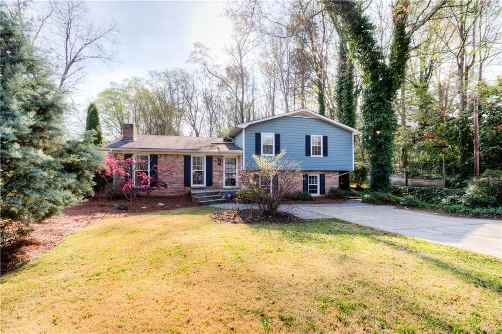 3198 Guynelle Drive, Marietta, GA 30066 — most recent listing photo