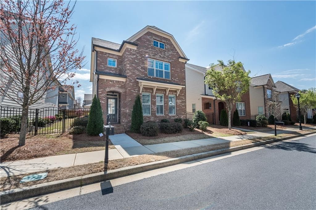 447 Raven Brook Lane, Suwanee, GA 30024 — most recent listing photo