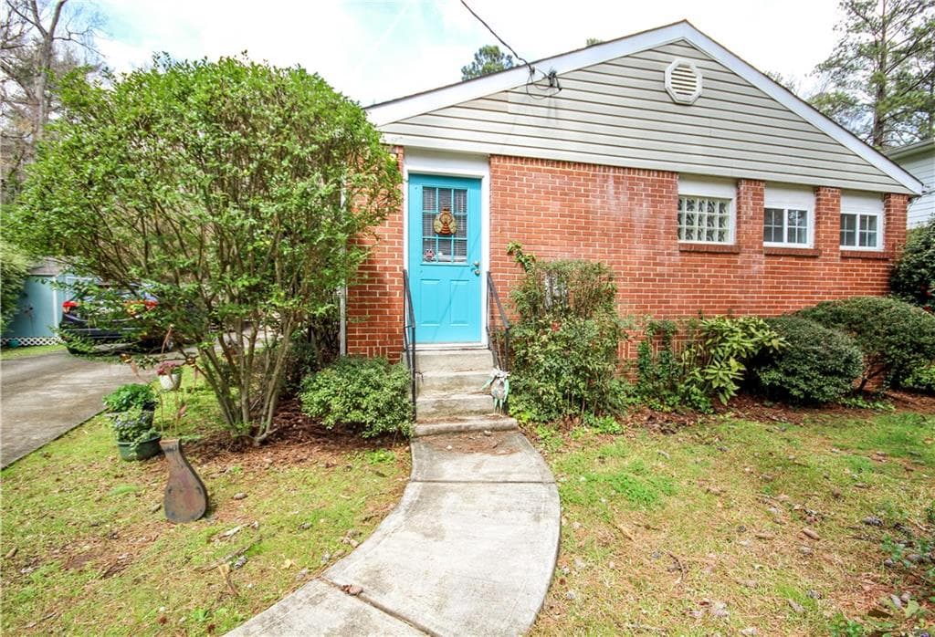 1975 Kenwood Place, Smyrna, GA 30082 — most recent listing photo