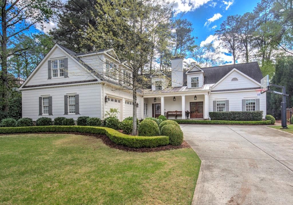 5 bedroom single family residence sold at 3189 E Wood Valley Road, Atlanta, GA 30327
