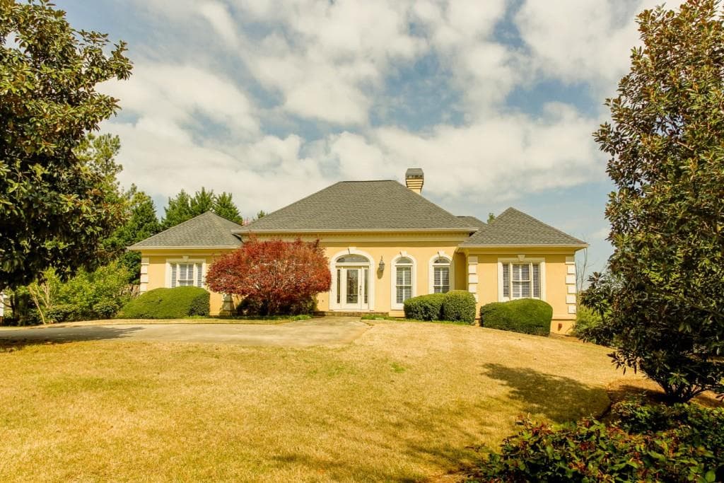 4711 SAXON Ridge, Flowery Branch, GA 30542 — most recent listing photo