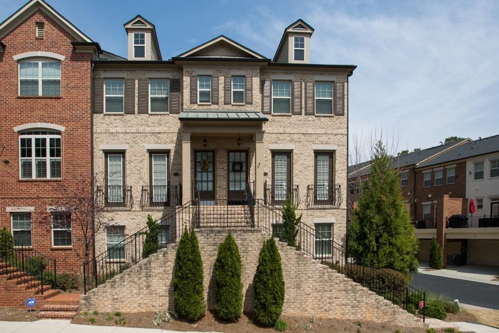 3728 Broughton Circle 3728, Atlanta, GA 30339 — most recent listing photo