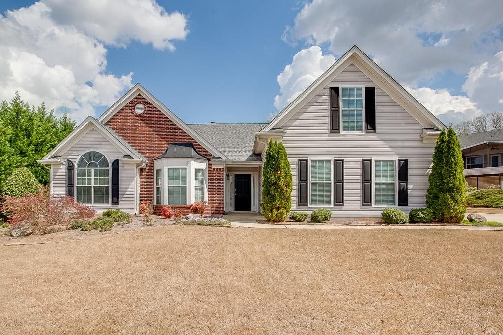 3 bedroom, 2,348 sq ft single family residence sold at 235 Ballyshannon Drive, Dacula, GA 30019