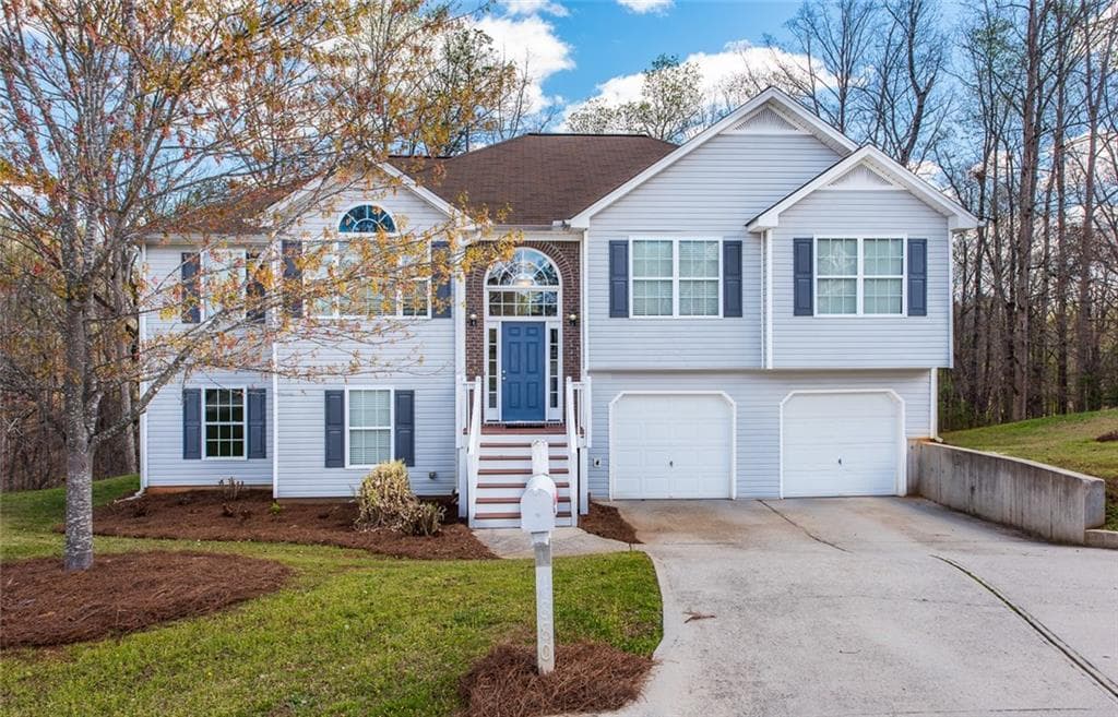 4880 Camelot Drive, Douglasville, GA 30135 — most recent listing photo