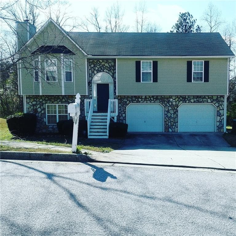 6283 Redcliff Drive, Douglasville, GA 30134 — most recent listing photo