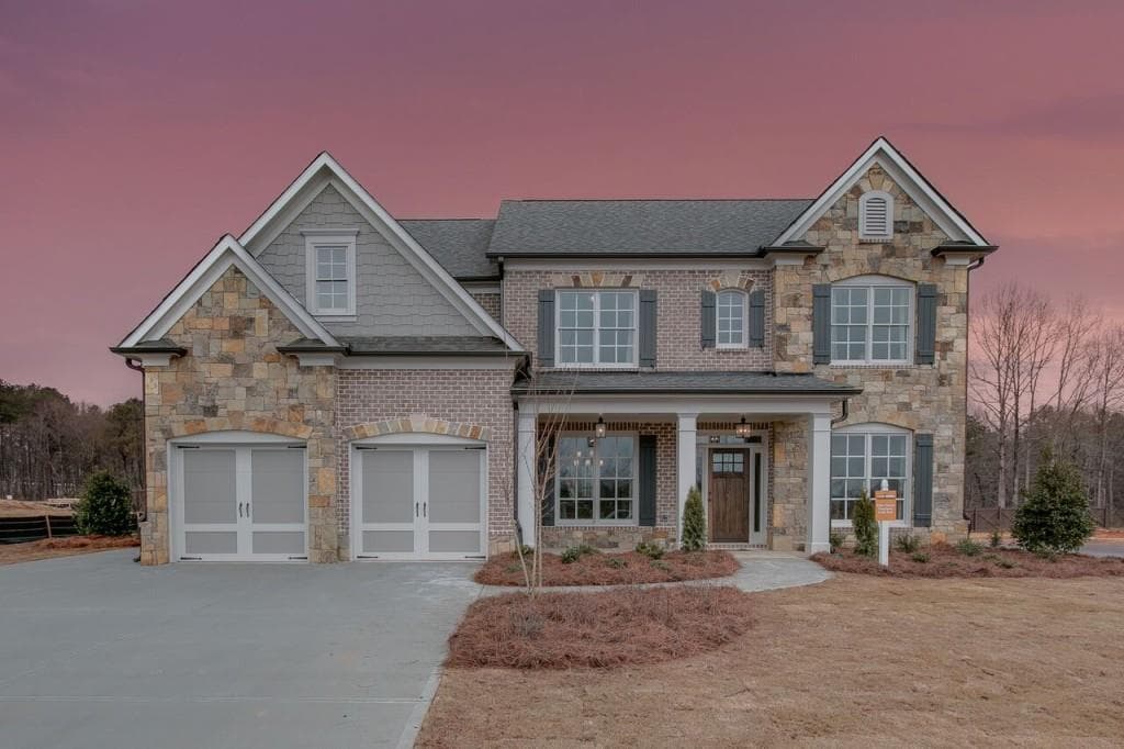 5 bedroom, 3,987 sq ft single family residence sold at 470 Weston Walk, Alpharetta, GA 30004