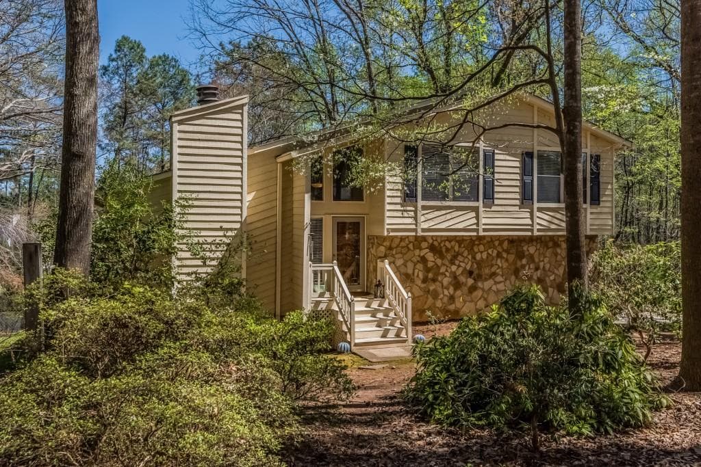 4527 King Springs Road, Smyrna, GA 30082 — most recent listing photo
