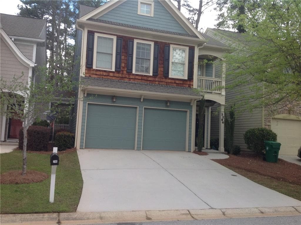 3 bedroom, 1,923 sq ft townhouse sold at 3296 Sheffield Circle, Decatur, GA 30032