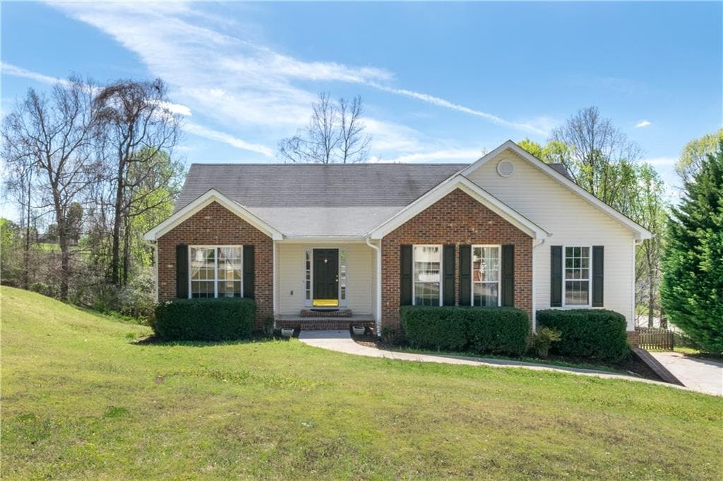 5529 Rolling Mist Court, Flowery Branch, GA 30542 — most recent listing photo